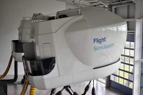 Airline flight simulator